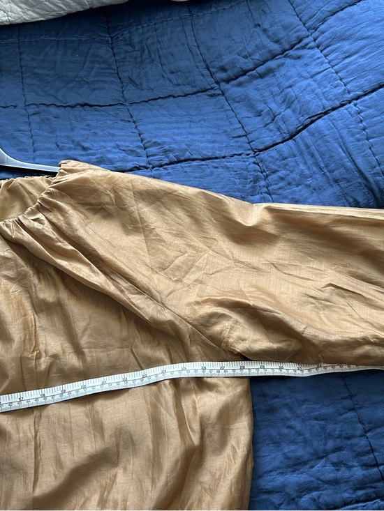 Gold-tone Blouse Top Banana Republic Balloon Sleeves - Picture 6 of 11